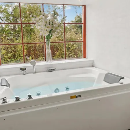 In With Sauna Sollested (Lolland)